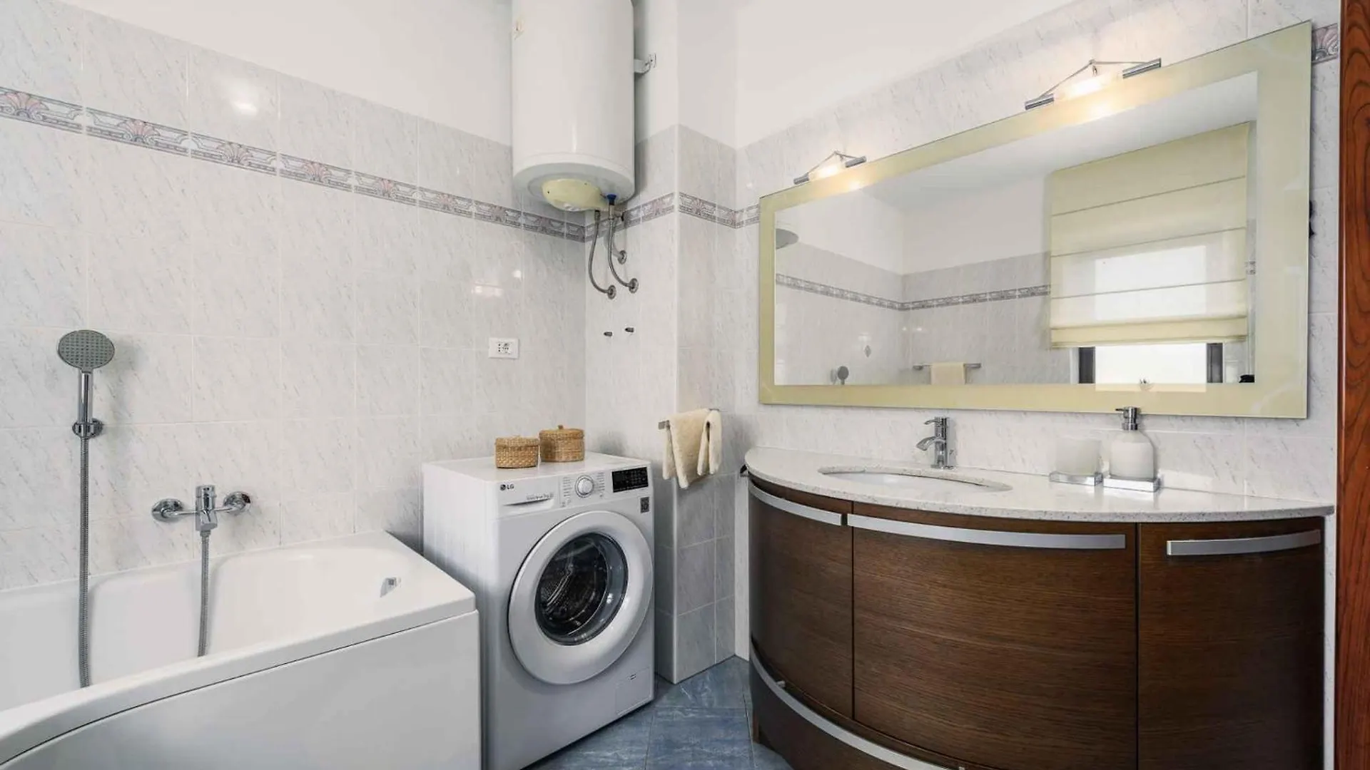Apartment In Mekisi Kod Vizinade - Istrien 53445 Ferenci